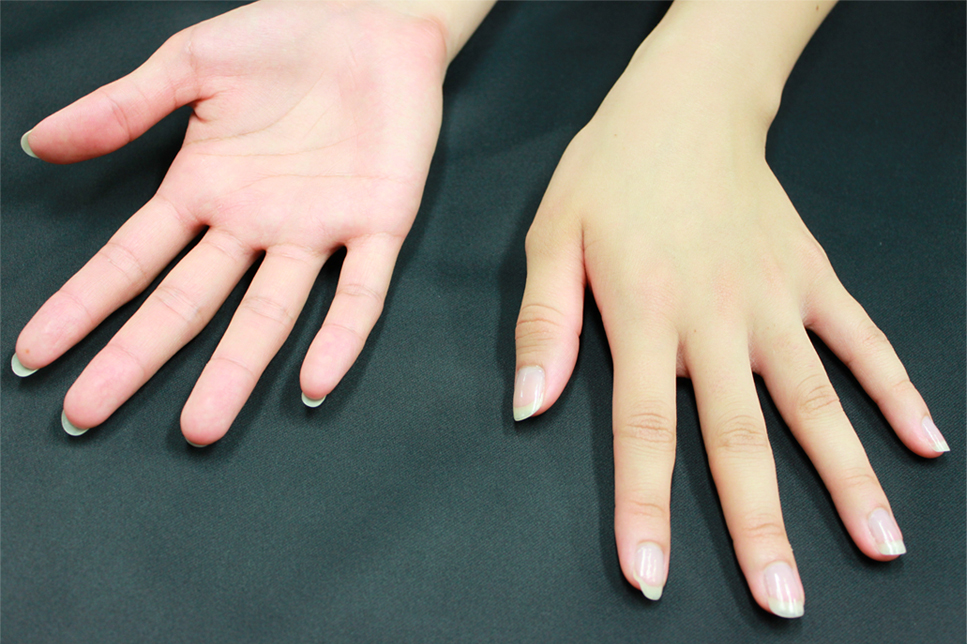 hand_3.jpg