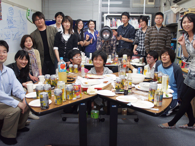 KajimotoLab2012Apr_1.gif